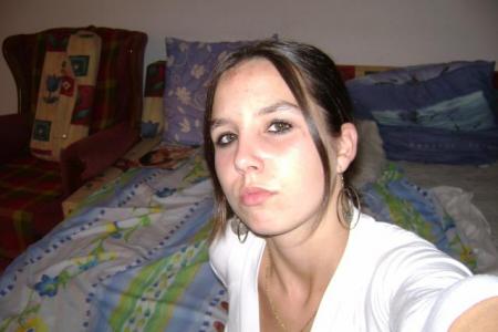 regarde bien une fille comme sa t'en vera qu'une fois dans ta vie jtm